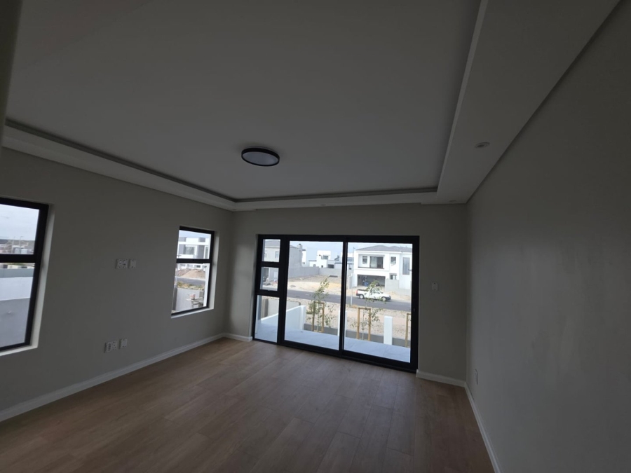 4 Bedroom Property for Sale in Sandown Western Cape